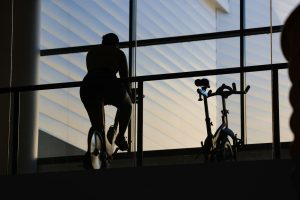 entrainement à la salle de sport pour le VTT