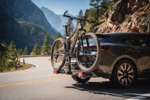 Comment transporter son velo sur sa voiture en toute