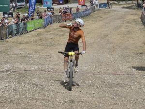 Championnats de france vtt xco 2026 loana lecomte et mathis